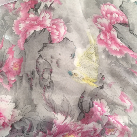 Bird / Floral scarf - Picture 2 of 2